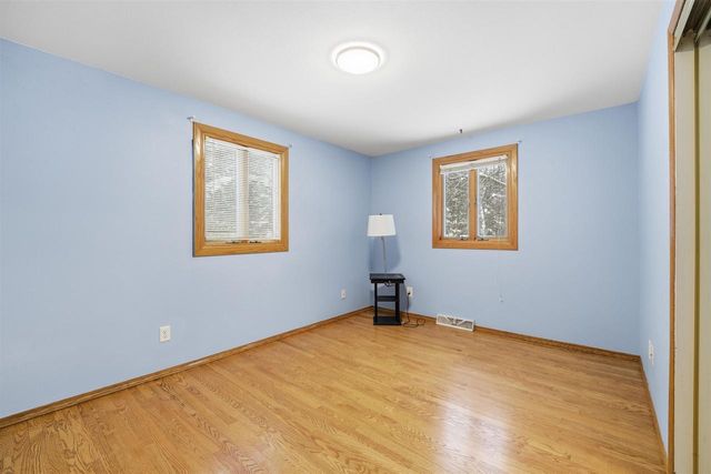 3145 N MORRISON STREET, Appleton, WI 54911