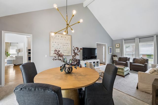 201 Deer Park Ln, Franklin, TN 37069