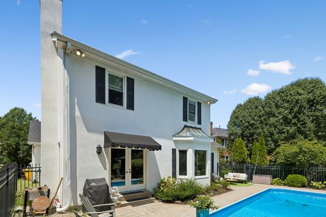 201 Deer Park Ln, Franklin, TN 37069