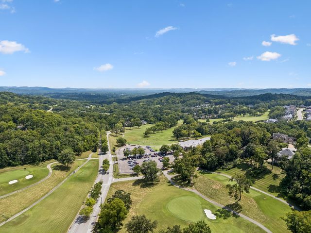 201 Deer Park Ln, Franklin, TN 37069