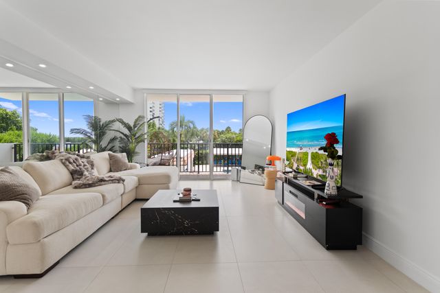 2121 N Ocean Boulevard 207w, Boca Raton, FL 33431