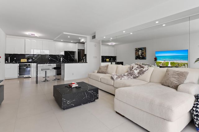 2121 N Ocean Boulevard 207w, Boca Raton, FL 33431