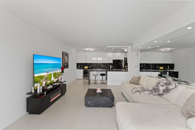 2121 N Ocean Boulevard 207w, Boca Raton, FL 33431