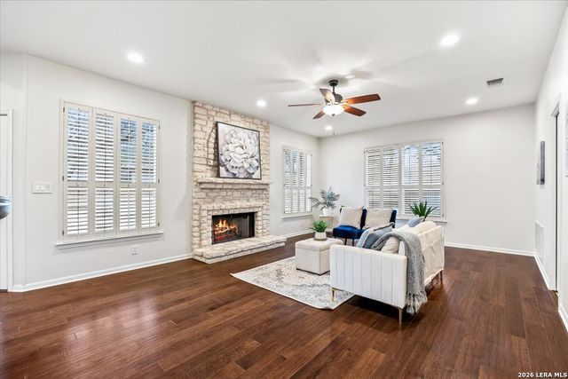 16926 Hidden Timber Wood, San Antonio, TX 78248