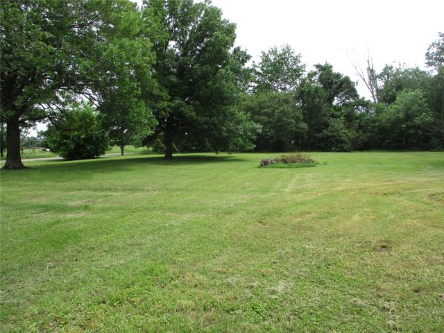 1026 County Road 1145, No City, TX 75472