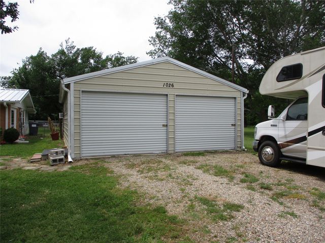 1026 County Road 1145, No City, TX 75472