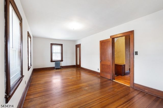 357 Greylock Pkwy, Belleville Twp., NJ 07109