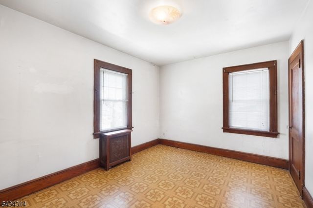 357 Greylock Pkwy, Belleville Twp., NJ 07109