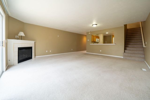 1774 Park Trail Ne, Grand Rapids Twp, MI 49525