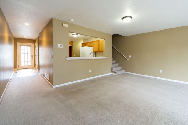 1774 Park Trail Ne, Grand Rapids Twp, MI 49525