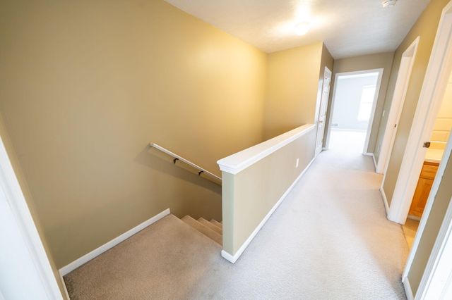 1774 Park Trail Ne, Grand Rapids Twp, MI 49525