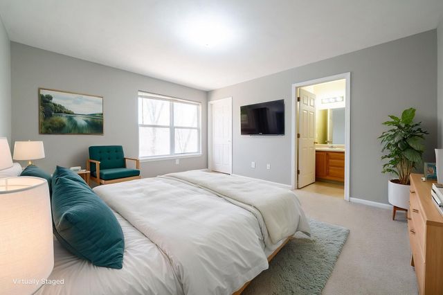 1774 Park Trail Ne, Grand Rapids Twp, MI 49525