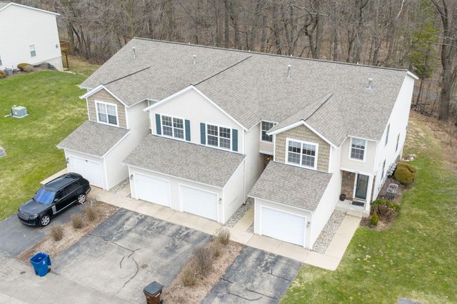 1774 Park Trail Ne, Grand Rapids Twp, MI 49525