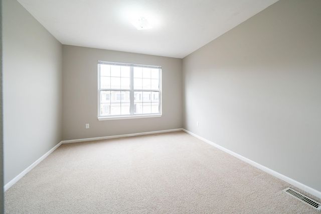 1774 Park Trail Ne, Grand Rapids Twp, MI 49525