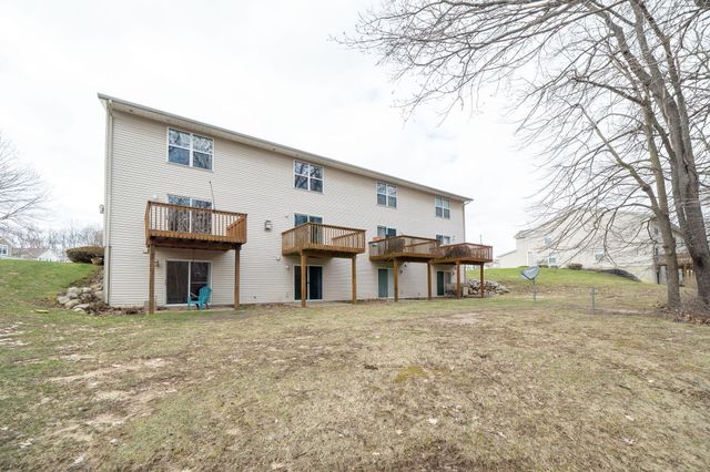 1774 Park Trail Ne, Grand Rapids Twp, MI 49525