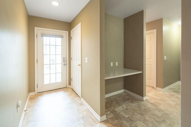 1774 Park Trail Ne, Grand Rapids Twp, MI 49525