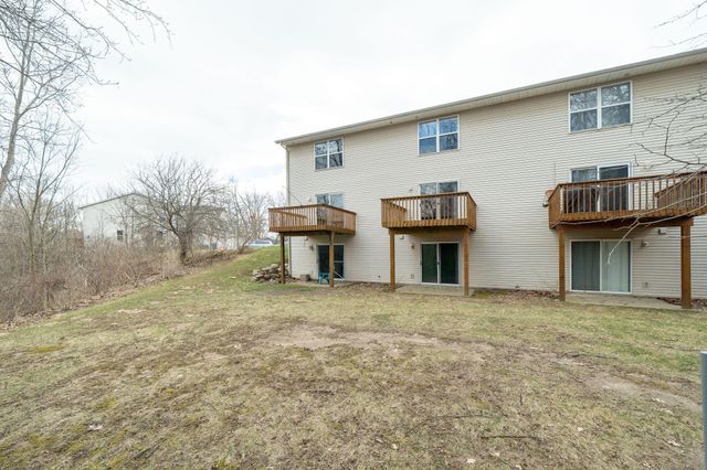 1774 Park Trail Ne, Grand Rapids Twp, MI 49525