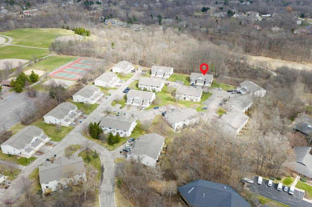 1774 Park Trail Ne, Grand Rapids Twp, MI 49525