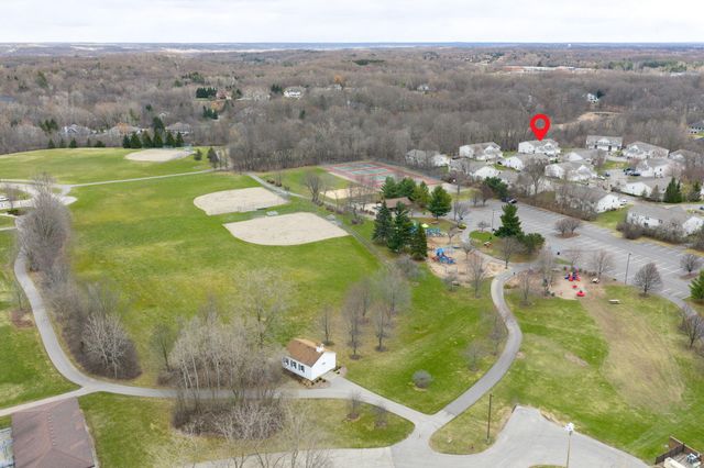 1774 Park Trail Ne, Grand Rapids Twp, MI 49525