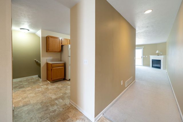 1774 Park Trail Ne, Grand Rapids Twp, MI 49525