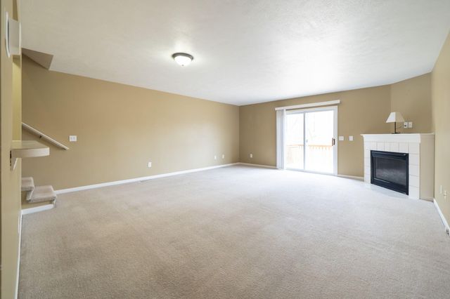 1774 Park Trail Ne, Grand Rapids Twp, MI 49525