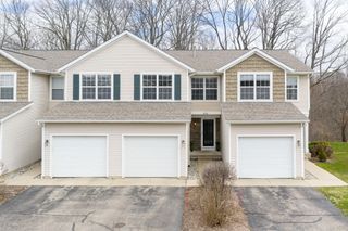 1774 Park Trail Ne, Grand Rapids Twp, MI 49525
