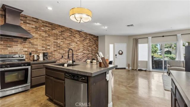6360 Manzanita way, Riverside, CA 92504