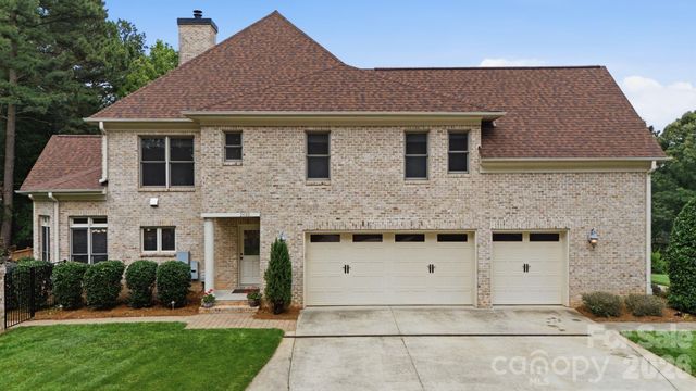 2420 Crofte Drive, Sherrills Ford, NC 28673