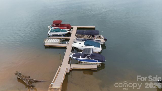 2420 Crofte Drive, Sherrills Ford, NC 28673