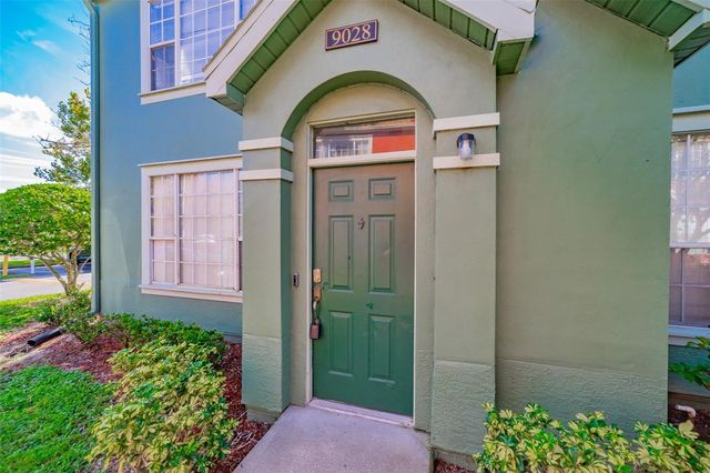 9028 LAKE CHASE ISLAND WAY 9028, Tampa, FL 33626