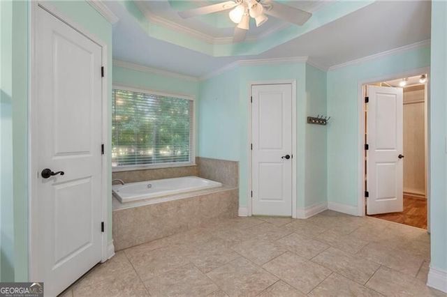 405 Island Cove Drive, Newnan, GA 30263
