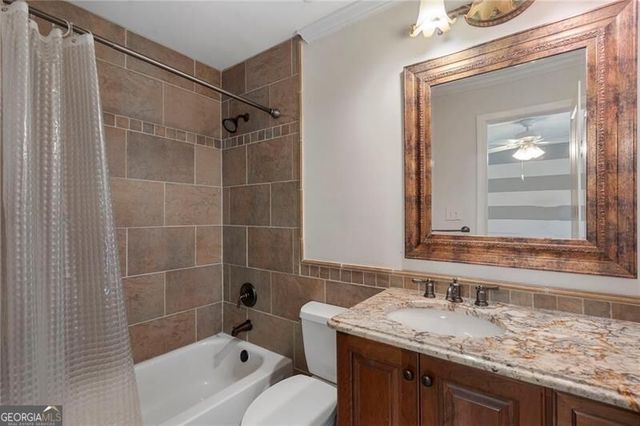 405 Island Cove Drive, Newnan, GA 30263