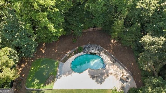 405 Island Cove Drive, Newnan, GA 30263