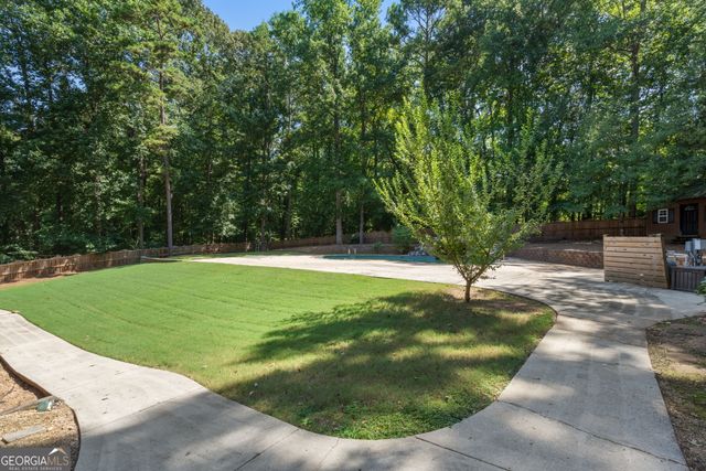 405 Island Cove Drive, Newnan, GA 30263