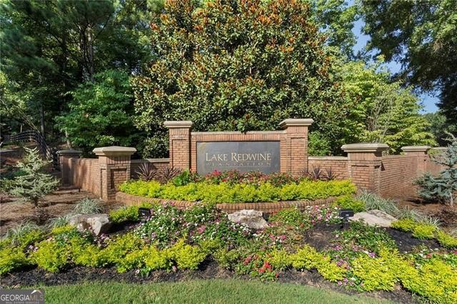 405 Island Cove Drive, Newnan, GA 30263