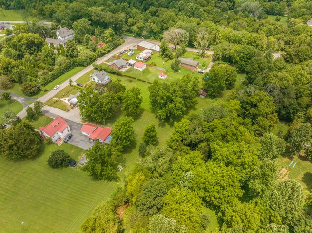 2594 Faulkner Springs Rd, Mcminnville, TN 37110