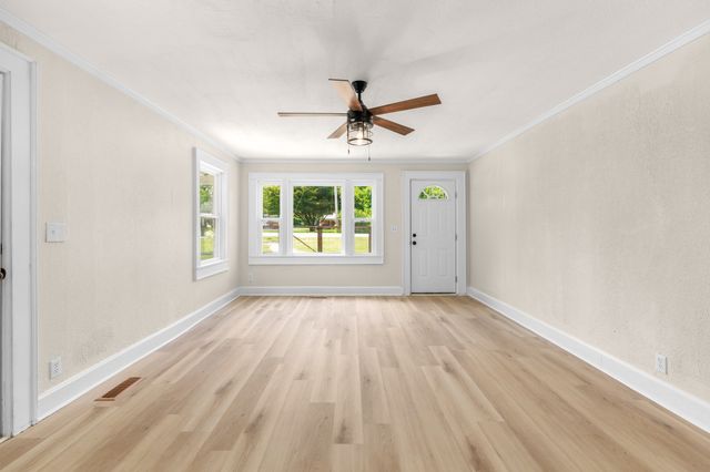 2594 Faulkner Springs Rd, Mcminnville, TN 37110