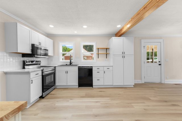 2594 Faulkner Springs Rd, Mcminnville, TN 37110