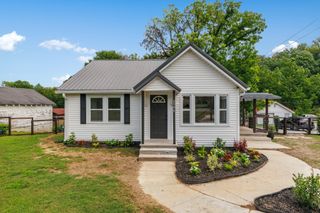 2594 Faulkner Springs Rd, Mcminnville, TN 37110