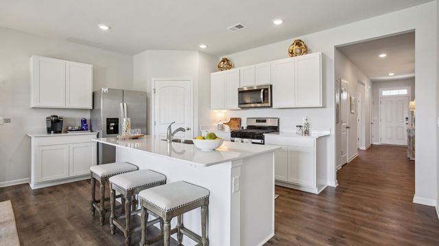 4058 Amelia Lane, White House, TN 37188
