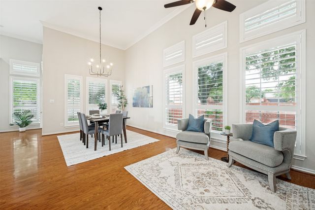 306 Heatherwood Drive, Irving, TX 75063