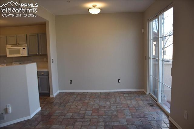 1685 Courtyard Heights, Colorado Springs, CO 80906