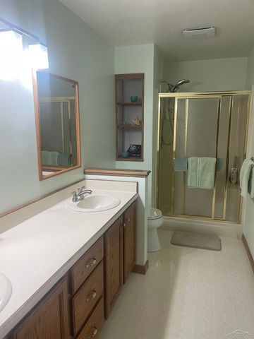 11279 Sarle Road, Freeland, MI 48623