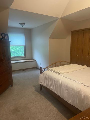 11279 Sarle Road, Freeland, MI 48623