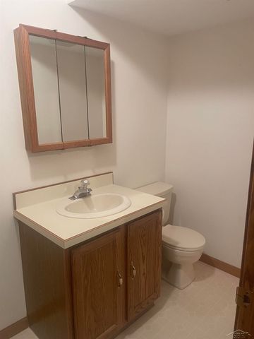 11279 Sarle Road, Freeland, MI 48623