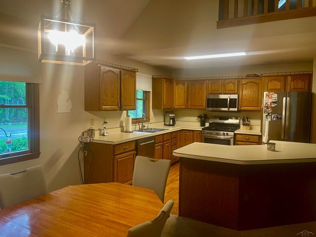 11279 Sarle Road, Freeland, MI 48623