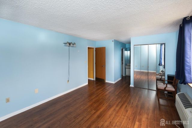 30 S Adelaide Avenue 5m, Highland Park, NJ 08904