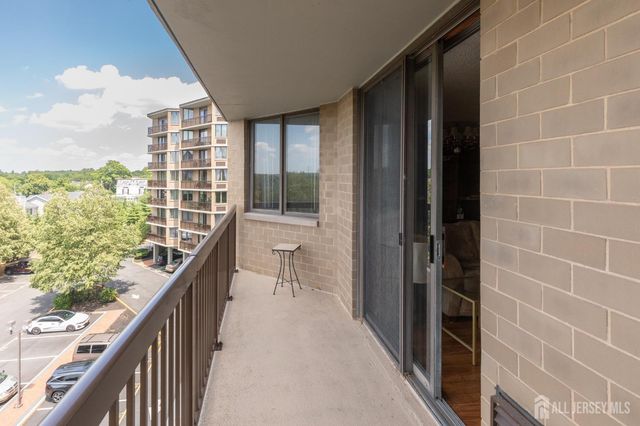 30 S Adelaide Avenue 5m, Highland Park, NJ 08904