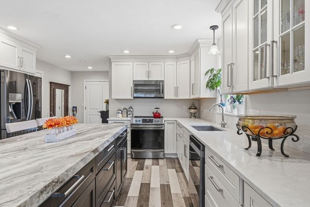 17 Haven St, Milford, MA 01757