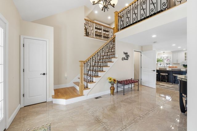 17 Haven St, Milford, MA 01757